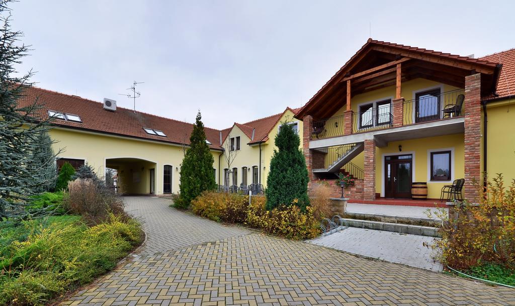 Penzion Siesta Valtice Kültér fotó